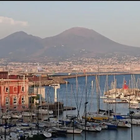 Il Salotto Di Chiaia Konukevi Napoli