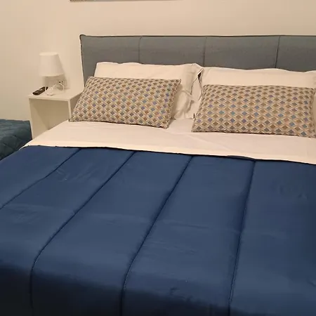 Il Salotto Di Chiaia Konukevi *